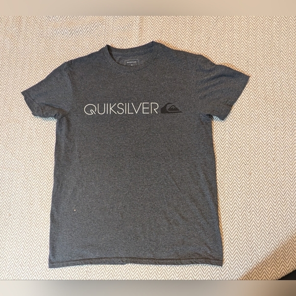 🛍️4 For $15🛍️Quiksilver Men's Gray T-Shirt - Picture 1 of 5